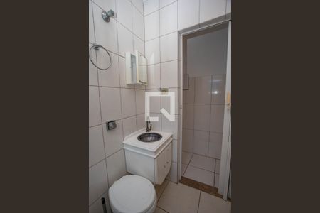 Casa para alugar com 110m², 2 quartos e 1 vaga Casa para alugar com 110m², 2 quartos e 1 vagaBanheiro