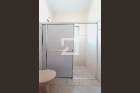 Casa à venda com 200m², 3 quartos e 4 vagasBanheiro da Suíte