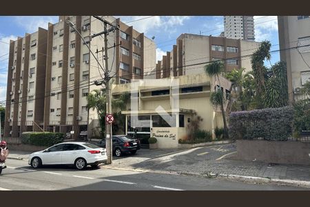 Apartamento para alugar com 90m², 3 quartos e 1 vaga Apartamento para alugar com 90m², 3 quartos e 1 vagaFachada