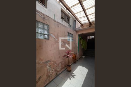 Casa à venda com 192m², 3 quartos e 2 vagas Casa à venda com 192m², 3 quartos e 2 vagasQuintal