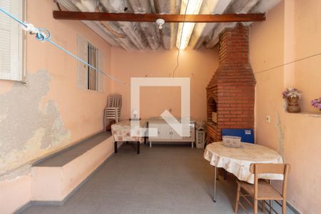 Casa à venda com 192m², 3 quartos e 2 vagas Casa à venda com 192m², 3 quartos e 2 vagasChurrasqueira