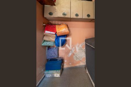 Casa à venda com 192m², 3 quartos e 2 vagas Casa à venda com 192m², 3 quartos e 2 vagasÁrea de Serviço