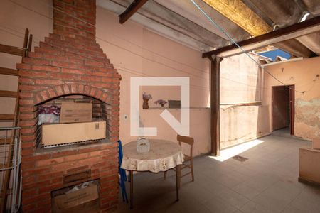 Casa à venda com 192m², 3 quartos e 2 vagas Casa à venda com 192m², 3 quartos e 2 vagasChurrasqueira