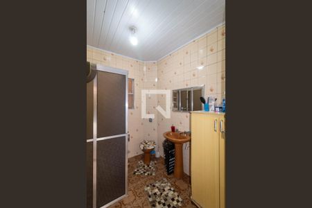 Casa à venda com 192m², 3 quartos e 2 vagas Casa à venda com 192m², 3 quartos e 2 vagasBanheiro