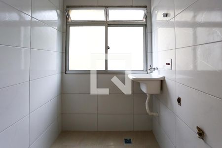 Apartamento para alugar com 60m², 3 quartos e 1 vagaÁrea de Serviço