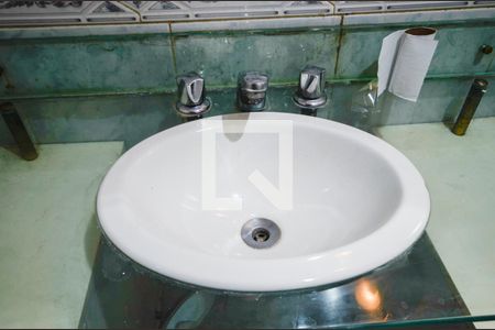 Apartamento à venda com 80m², 3 quartos e 1 vaga Apartamento à venda com 80m², 3 quartos e 1 vagaBanheiro Social