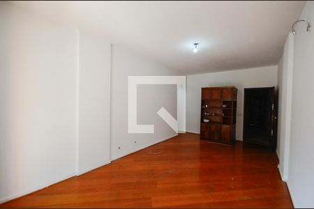 Apartamento à venda com 80m², 3 quartos e 1 vaga Apartamento à venda com 80m², 3 quartos e 1 vagaSala