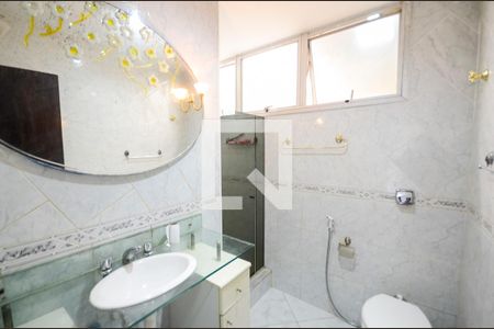 Apartamento à venda com 80m², 3 quartos e 1 vaga Apartamento à venda com 80m², 3 quartos e 1 vagaBanheiro Social