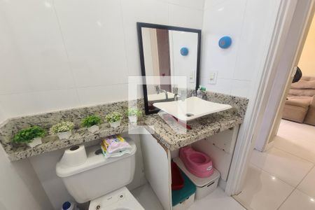 Apartamento à venda com 50m², 2 quartos e 1 vaga Apartamento à venda com 50m², 2 quartos e 1 vagaBanheiro