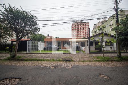 Casa à venda com 150m², 4 quartos e 3 vagasFachada
