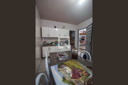 Casa à venda com 150m², 4 quartos e 3 vagasCozinha