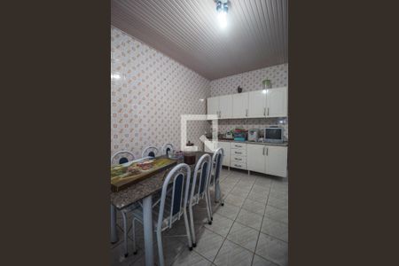 Casa à venda com 150m², 4 quartos e 3 vagasCozinha