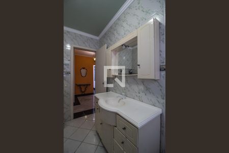 Casa à venda com 150m², 4 quartos e 3 vagasBanheiro