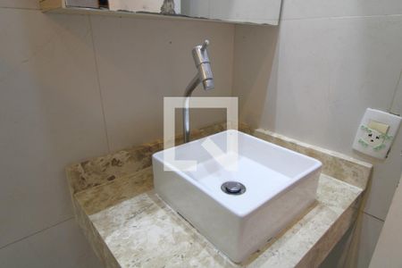 Apartamento para alugar com 49m², 2 quartos e 1 vagaPia banheiro comum