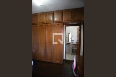 Casa à venda com 195m², 3 quartos e 2 vagas Casa à venda com 195m², 3 quartos e 2 vagasQuarto 3