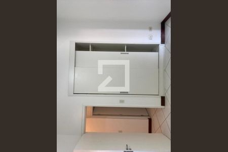 Quarto 1 suíte de casa de condomínio para alugar com 3 quartos, 94m² em Vila Parque Jabaquara, São Paulo