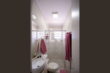 Casa à venda com 172m², 2 quartos e 2 vagas Casa à venda com 172m², 2 quartos e 2 vagasBanheiro Social