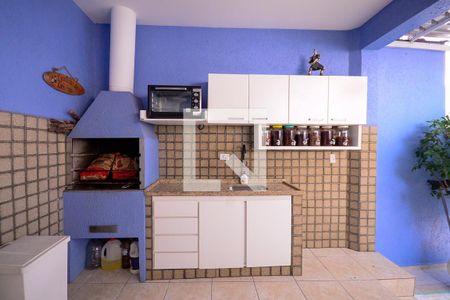 Casa à venda com 172m², 2 quartos e 2 vagas Casa à venda com 172m², 2 quartos e 2 vagasÁrea de Serviço/Lazer