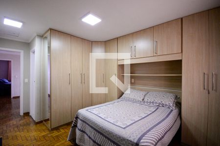 Casa à venda com 172m², 2 quartos e 2 vagas Casa à venda com 172m², 2 quartos e 2 vagasQuarto 3 - Suite