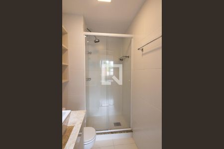 Apartamento à venda com 67m², 2 quartos e 1 vagaBanheiro 2