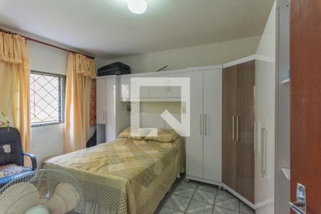 Casa à venda com 329m², 3 quartos e 3 vagasCasa 2- Quarto 1