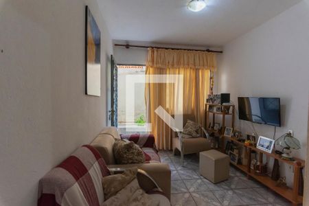 Casa à venda com 329m², 3 quartos e 3 vagasCasa 2- Sala
