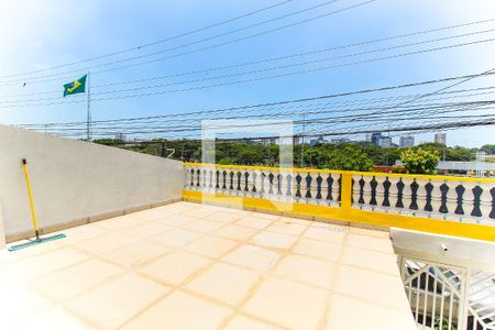 Casa à venda com 157m², 4 quartos e 2 vagasVaranda