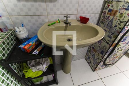 Casa à venda com 157m², 4 quartos e 2 vagasBanheiro 3