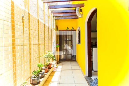 Casa à venda com 157m², 4 quartos e 2 vagasQuintal