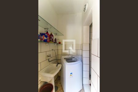 Casa à venda com 157m², 4 quartos e 2 vagasÁrea de Serviço 1