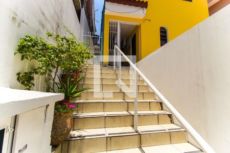 Casa à venda com 157m², 4 quartos e 2 vagasEntrada