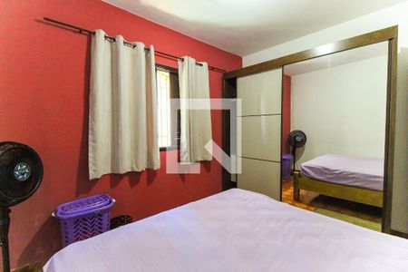 Quarto 1 de casa à venda com 4 quartos, 157m² em Parque Cruzeiro do Sul, São Paulo