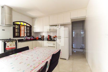 Casa à venda com 157m², 4 quartos e 2 vagasCozinha