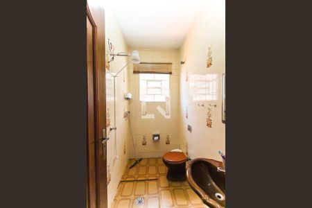 Casa à venda com 157m², 4 quartos e 2 vagasBanheiro 1