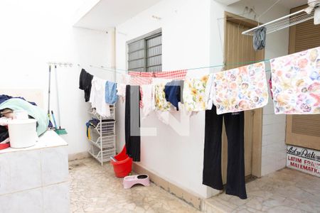 Casa à venda com 130m², 3 quartos e 2 vagas Casa à venda com 130m², 3 quartos e 2 vagasÁrea de Serviço