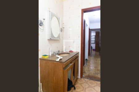 Casa à venda com 130m², 3 quartos e 2 vagas Casa à venda com 130m², 3 quartos e 2 vagasBanheiro Social