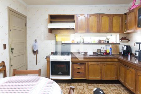 Casa à venda com 130m², 3 quartos e 2 vagas Casa à venda com 130m², 3 quartos e 2 vagasCozinha