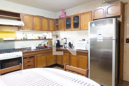 Casa à venda com 130m², 3 quartos e 2 vagas Casa à venda com 130m², 3 quartos e 2 vagasCozinha