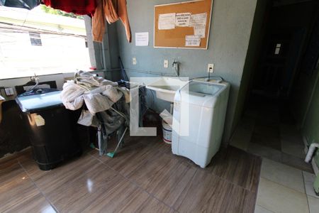 Casa de condomínio à venda com 130m², 8 quartos e 2 vagasÁrea de Serviço