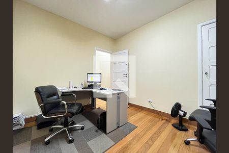 Casa à venda com 270m², 3 quartos e 2 vagasQuarto 3