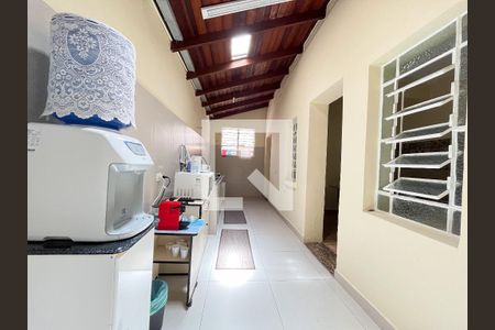 Casa à venda com 270m², 3 quartos e 2 vagasCozinha