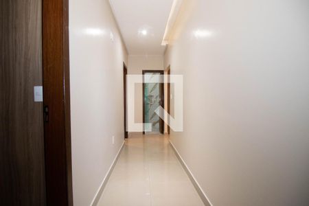 Casa de condomínio para alugar com 200m², 2 quartos e 2 vagasCorredor