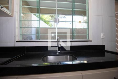 Casa de condomínio para alugar com 200m², 2 quartos e 2 vagasCozinha