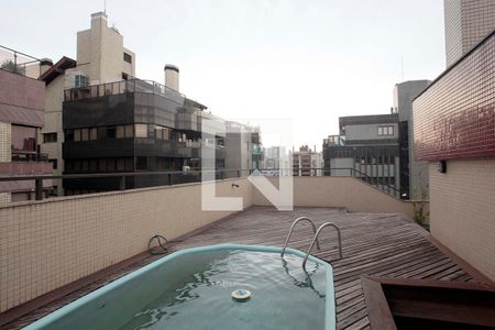 Apartamento à venda com 501m², 4 quartos e sem vagaPiscina Cobertura