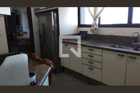 Apartamento à venda com 228m², 4 quartos e 3 vagasFoto 18
