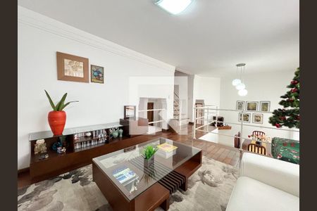 Sala de casa para alugar com 4 quartos, 180m² em Chácara Inglesa, São Paulo
