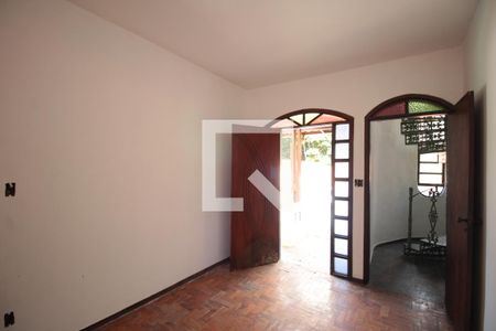 Sala 2 de casa à venda com 5 quartos, 400m² em Itapoã, Belo Horizonte