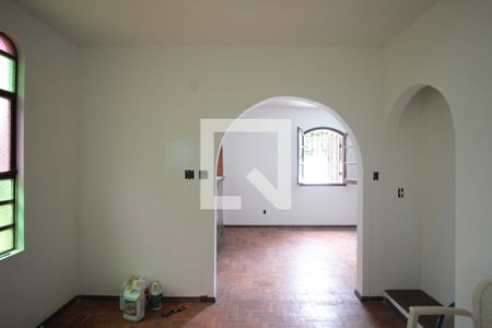 Sala 1 de casa à venda com 5 quartos, 400m² em Itapoã, Belo Horizonte