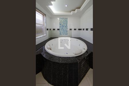 Apartamento à venda com 150m², 3 quartos e 2 vagas Apartamento à venda com 150m², 3 quartos e 2 vagasBanheiro 2