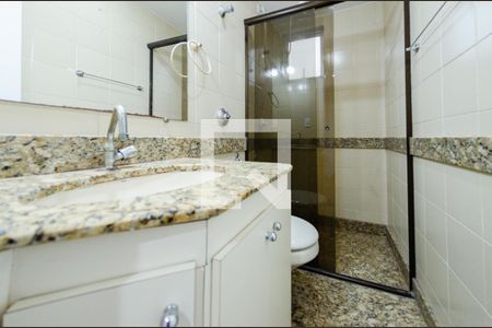 Apartamento à venda com 150m², 3 quartos e 2 vagas Apartamento à venda com 150m², 3 quartos e 2 vagasBanheiro 1
